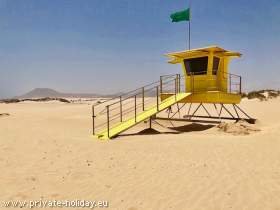 Nördlicher Teil des Strandes von Corralejo (Fuerteventura) - Playa Bajo Negro