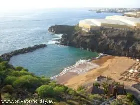 Playa Abama - Ein heller Sandstrand zwischen Bananenplantagen auf Teneriffa
