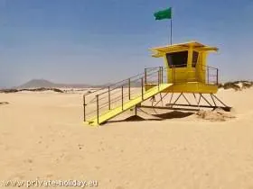 Nördlicher Teil des Strandes von Corralejo (Fuerteventura) - Playa Bajo Negro