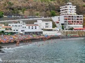 Teneriffa - Playa San Marcos ist der beliebteste Badeort an der Nordküste
