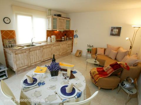 Living and dining area with open kitchen – Chio, Tenerife