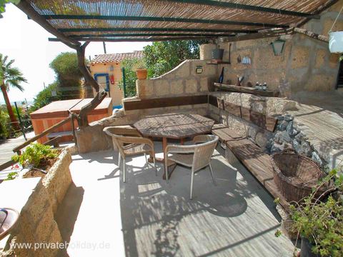Overdekt terras met eettafel en barbecuehoek – Guía de Isora, Teneriffa