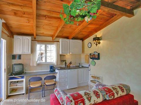Kitchenette with breakfast bar and stools – Guía de Isora, Tenerife