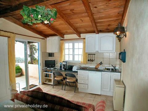 Kitchen with sliding door and terrace access – Guía de Isora, Tenerife