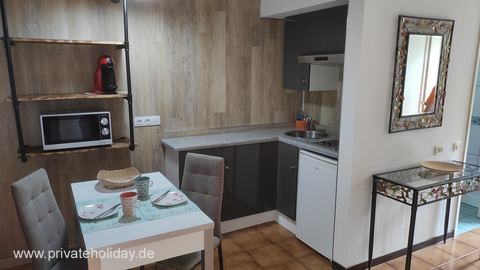 Kitchenette met eettafel en magnetron – La Matanza, Teneriffa