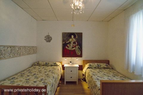 Chambre avec deux lits simples et table de chevet – Los Cristianos, Ténérife