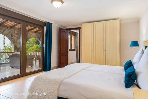 Schlafzimmer mit Doppelbett und Terrassentür – Guía de Isora, Teneriffa