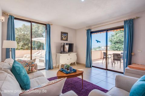 Woonkamer met schuifdeur en terras – Guía de Isora, Teneriffa