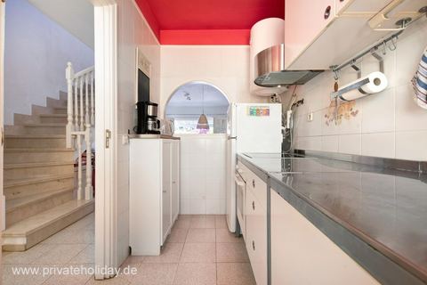 Narrow kitchen with staircase and refrigerator – Chayofa, Tenerife