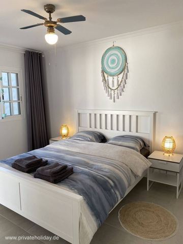 Camera da letto con letto matrimoniale e comodini – Costa Calma, Fuerteventura