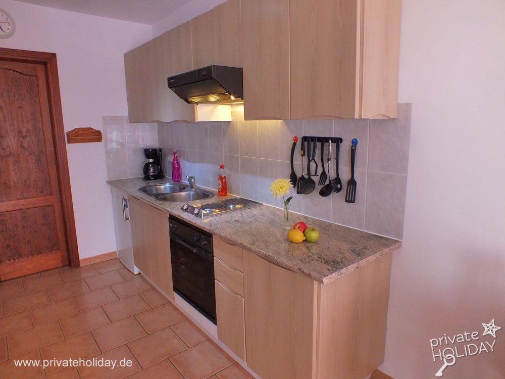 Cucina con piano di lavoro e fornelli – El Sauzal, Tenerife