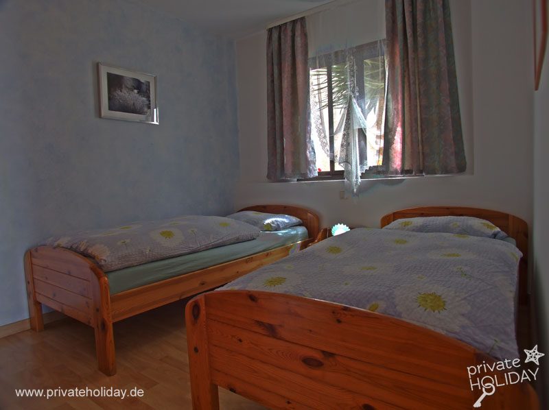 Chambre avec deux lits simples et fenêtre – El Sauzal, Ténérife