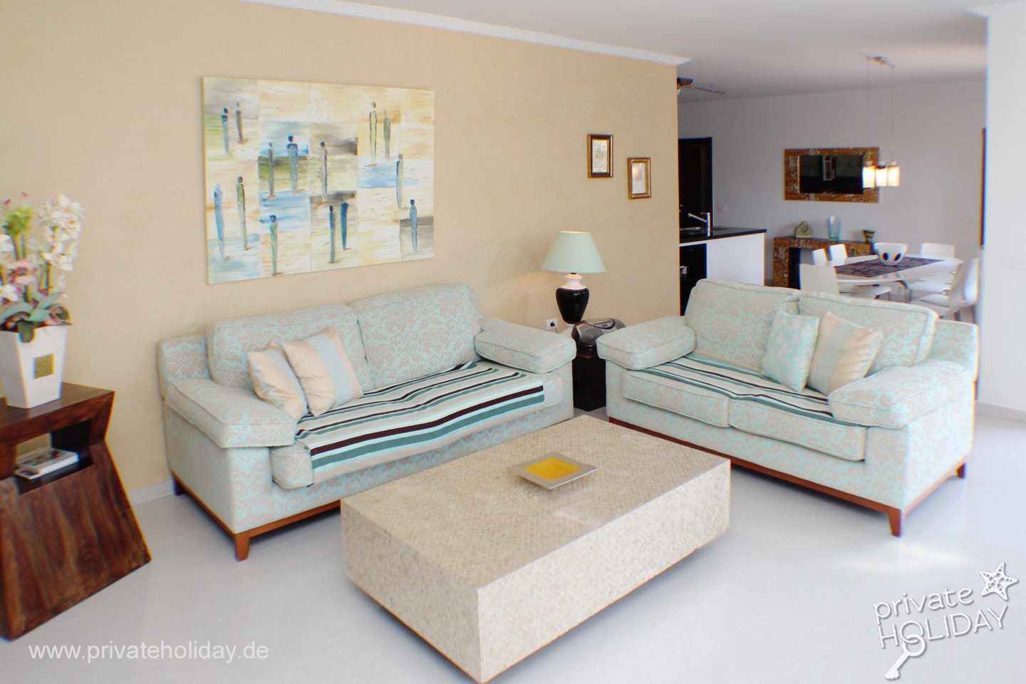Wohnzimmer mit zwei Sofas und Couchtisch – Guía de Isora, Teneriffa