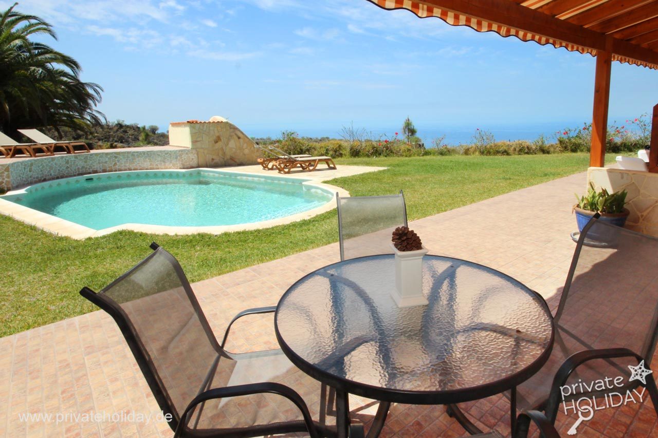 Terrace with pool and sea view – Chio, Tenerife