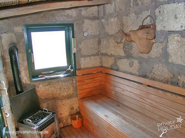 Sauna avec bancs en bois et poêle – Guía de Isora, Ténérife