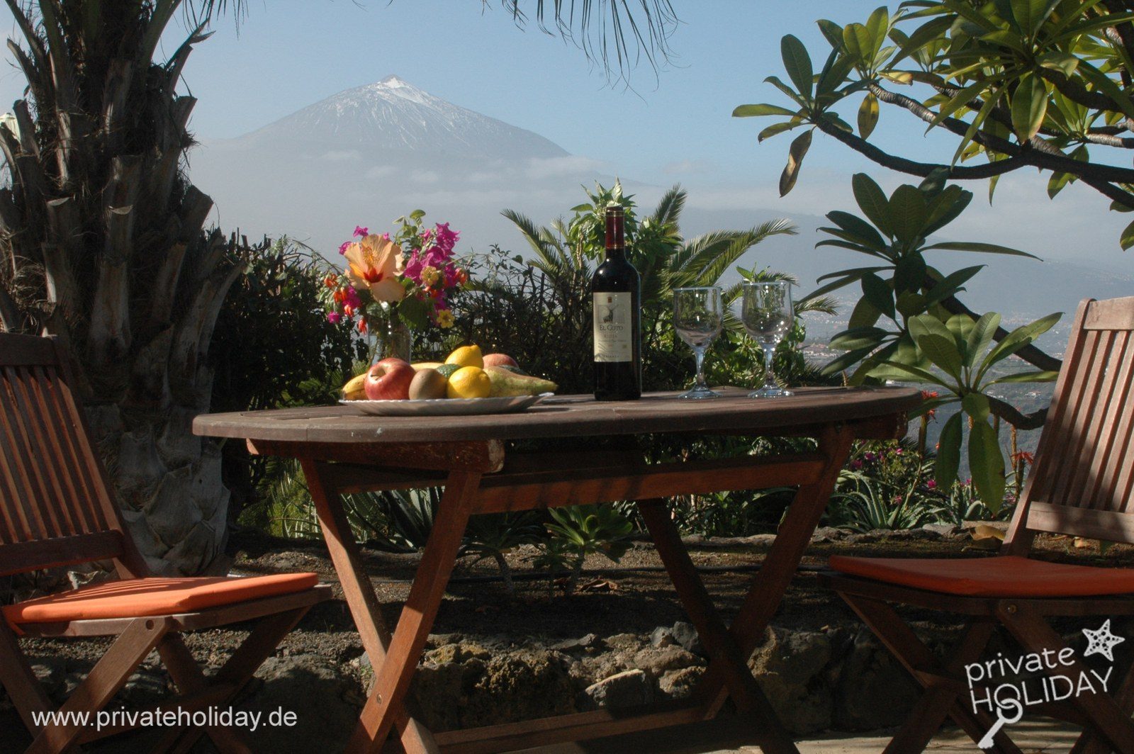 Terrasse avec table et vue sur le Teide – La Matanza, Ténérife
