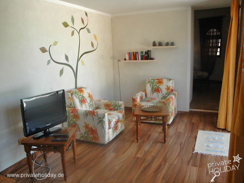 Salon avec fauteuils et passage ouvert – La Matanza, Ténérife