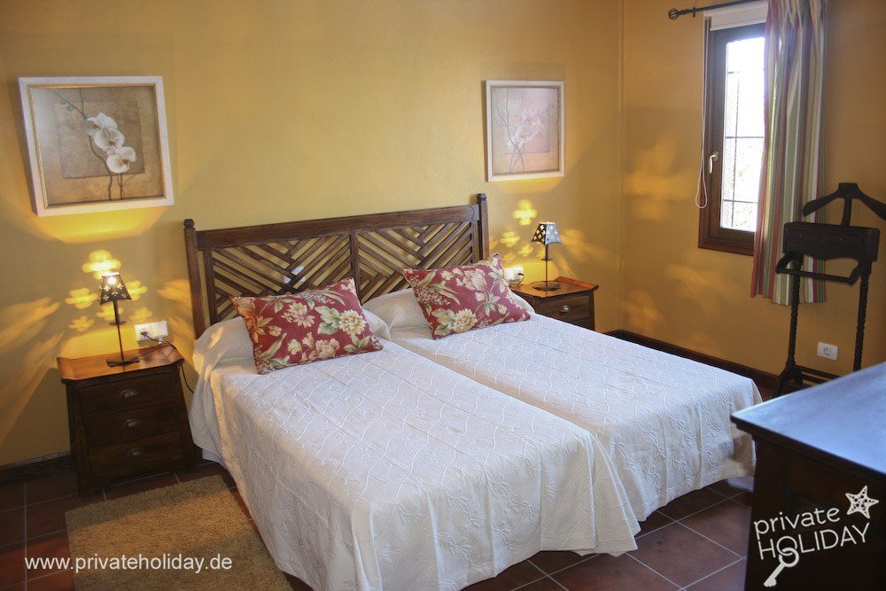 Chambre avec lit double et tables de chevet – Puerto de la Cruz, Ténérife