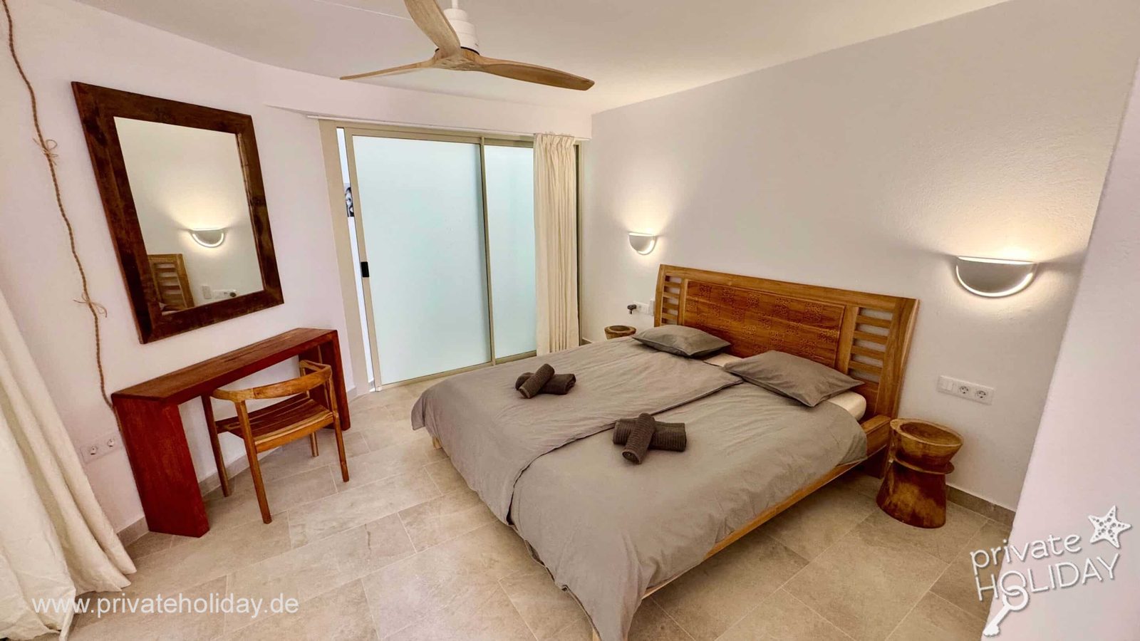 Chambre avec lit double et bureau – Costa Calma, Fuerteventura