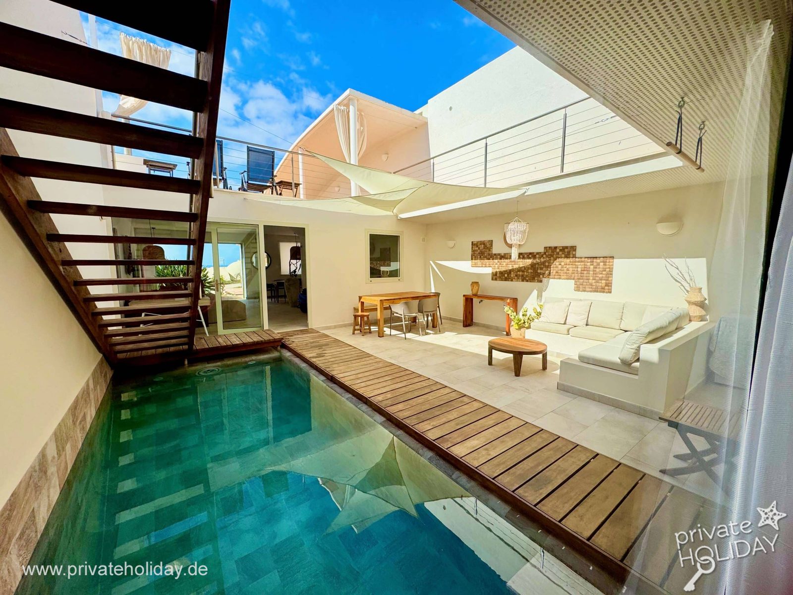 Courtyard with pool and wooden deck – Costa Calma, Fuerteventura