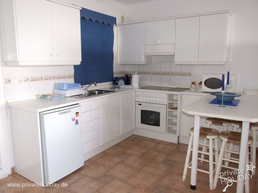 Cucina con tavolo e sgabelli – Costa Calma, Fuerteventura