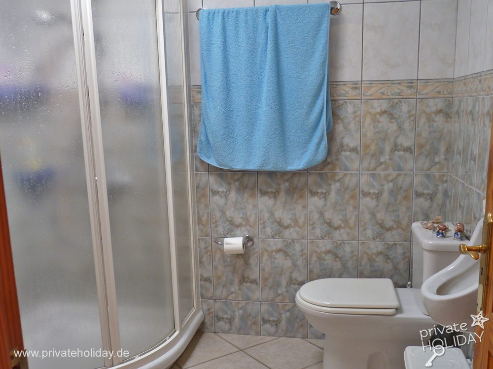 Bagno con cabina doccia e bidet – Costa Calma, Fuerteventura