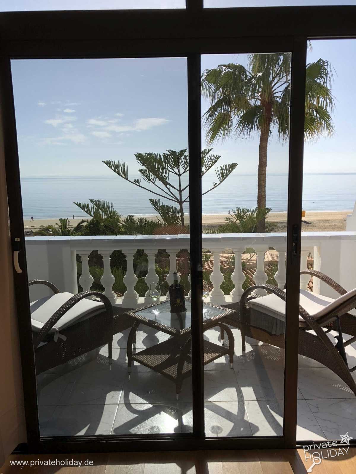 Balcony with seating area and sea view – Costa Calma, Fuerteventura