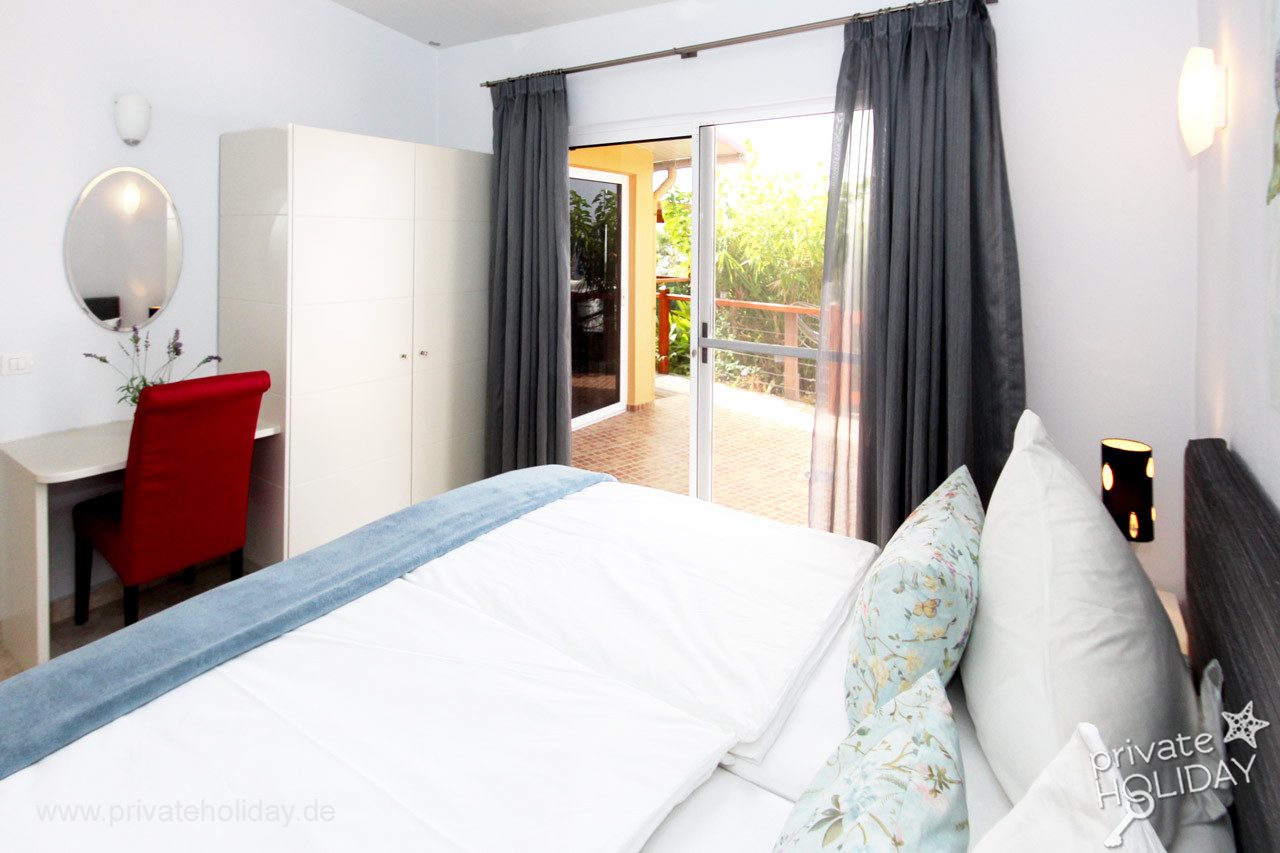 Chambre avec lit double et porte-fenêtre – Alcalá, Ténérife