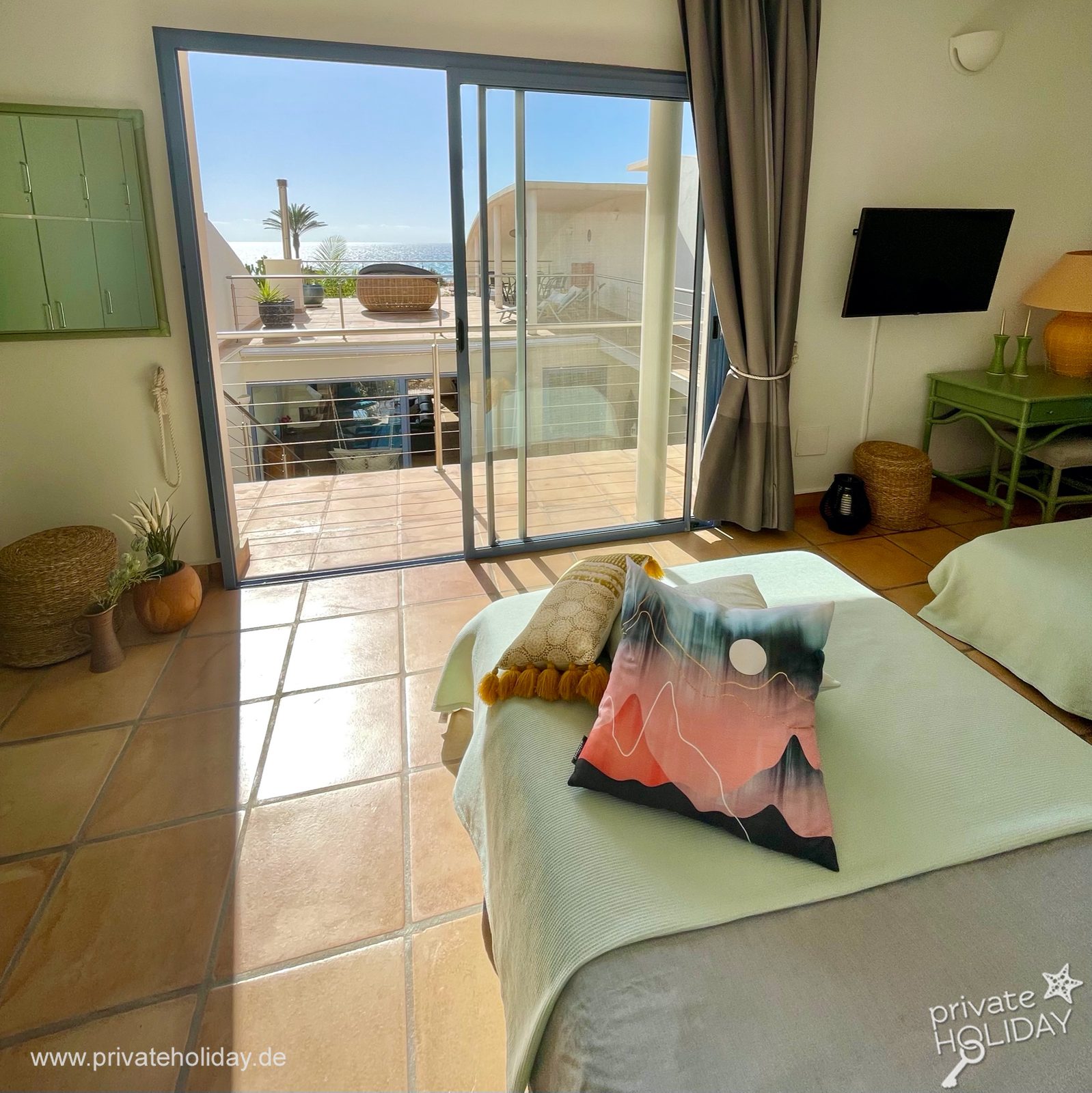 Chambre avec porte coulissante vers la terrasse – Costa Calma, Fuerteventura